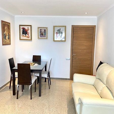 Shared Apartment! Piso Compartido! Общая Квартира! Севилья Экстерьер фото
